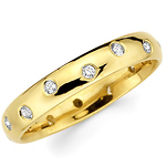 14K Yellow Gold Stagger Set Bezel Diamond Wedding Band (0.23 ctw)