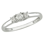 14K Crossover Three Stone Round Diamond Ring (0.25 ctw)